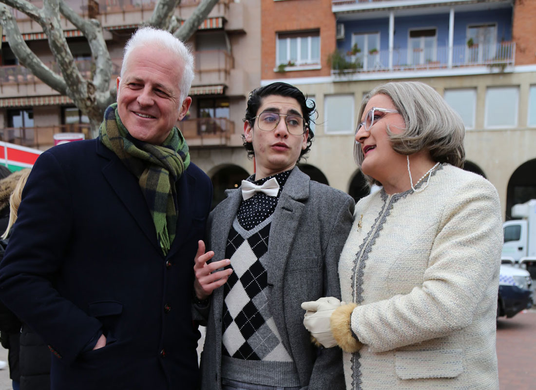 El público responde a la llamada del comercio riojano y acude a Logrostock antes de inaugurarse